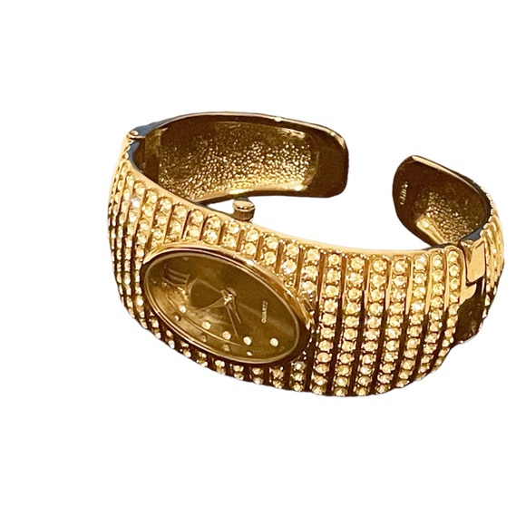 Real Collectibles by Adrienne Accessories - Vintage Real Collectibles by Adrienne‎ Quartz Rhinestone Watch
